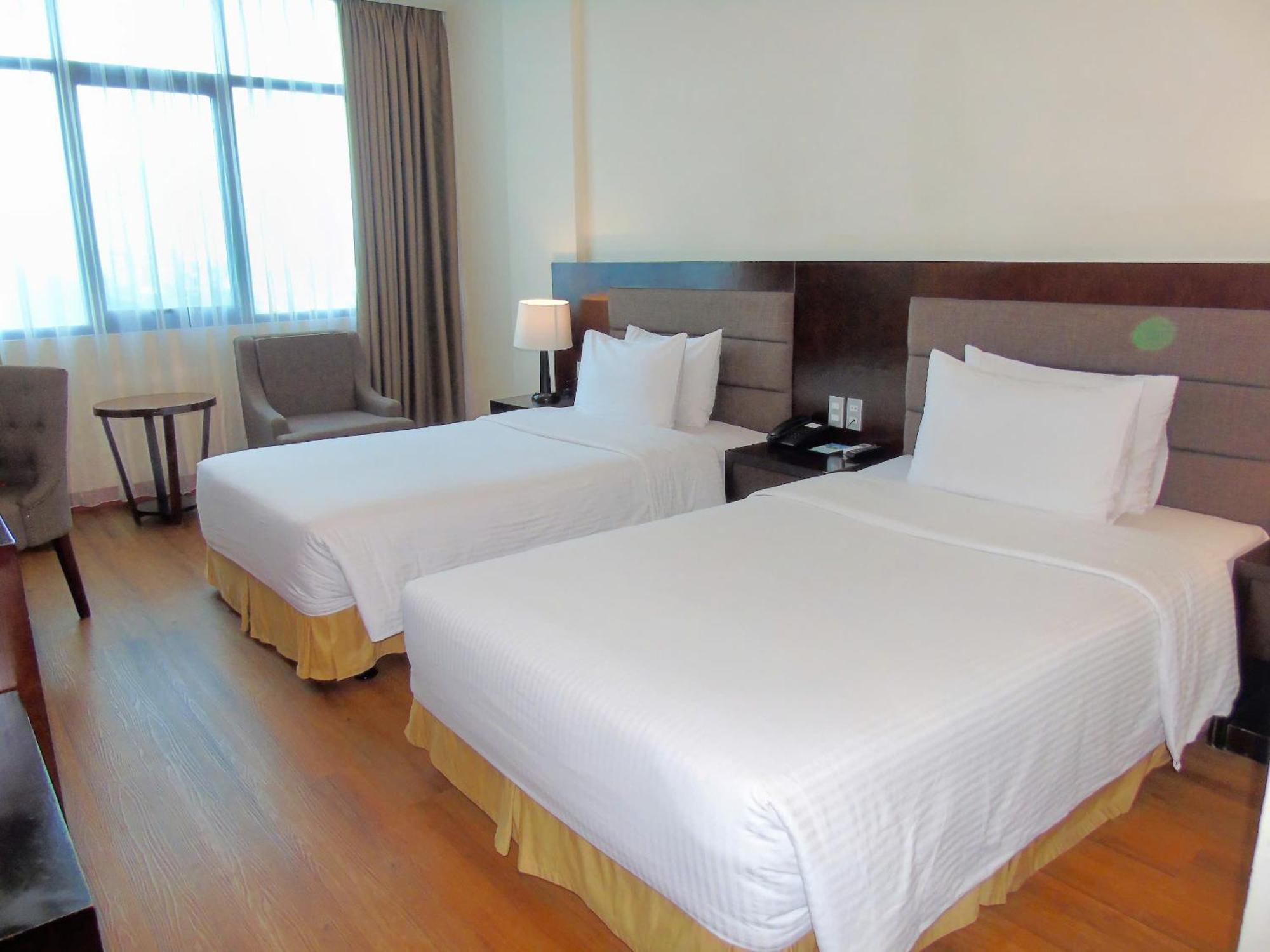 Muong Thanh Vinh Hotel Exterior photo