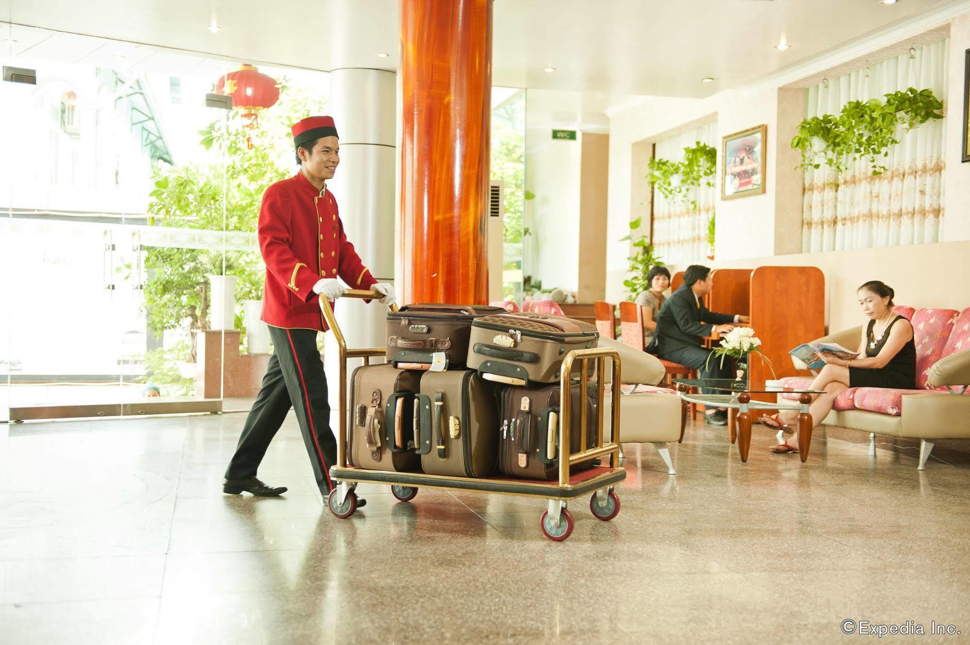 Muong Thanh Vinh Hotel Exterior photo