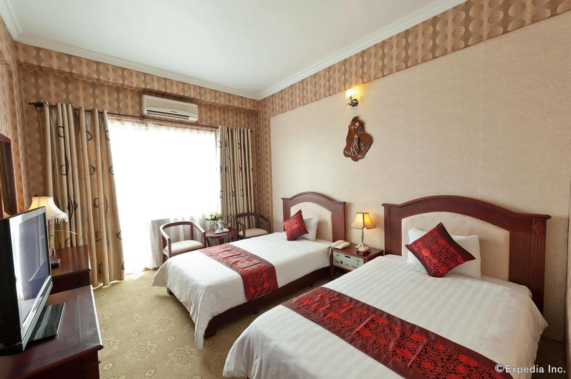 Muong Thanh Vinh Hotel Exterior photo